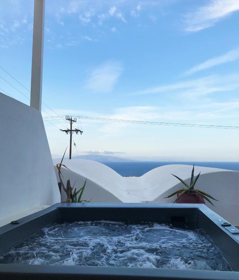 Muses Cycladic Suites Oia  Exterior foto