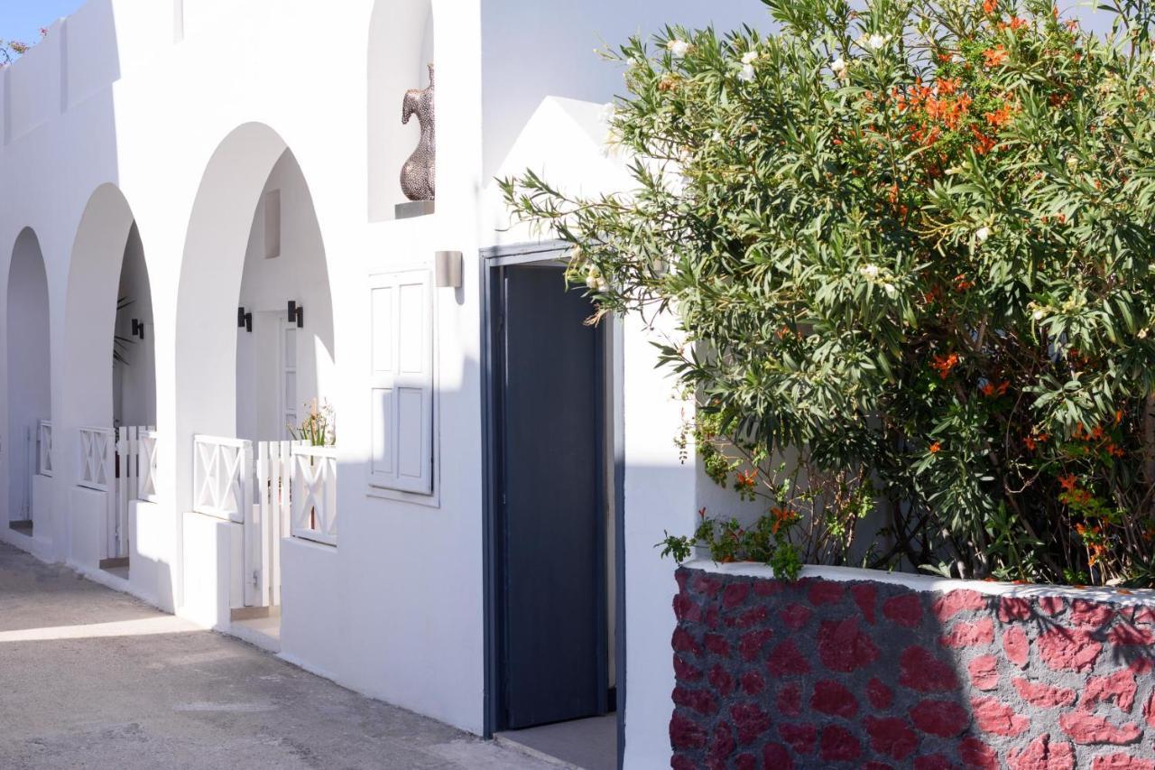 Muses Cycladic Suites Oia  Exterior foto
