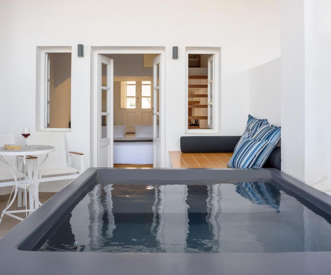 Muses Cycladic Suites Oia  Exterior foto