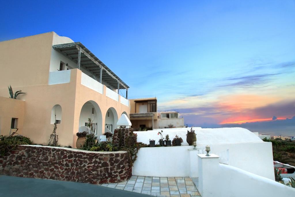 Muses Cycladic Suites Oia  Exterior foto