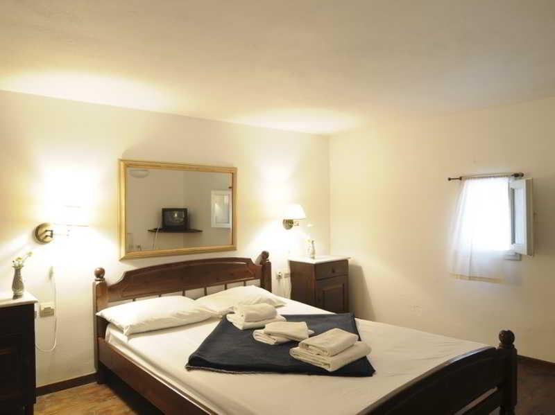 Muses Cycladic Suites Oia  Exterior foto